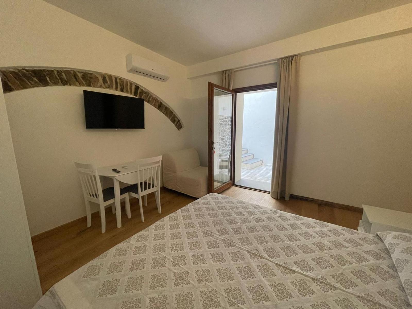 Sa Troppa De Sos Chentu Dorgali Exterior foto