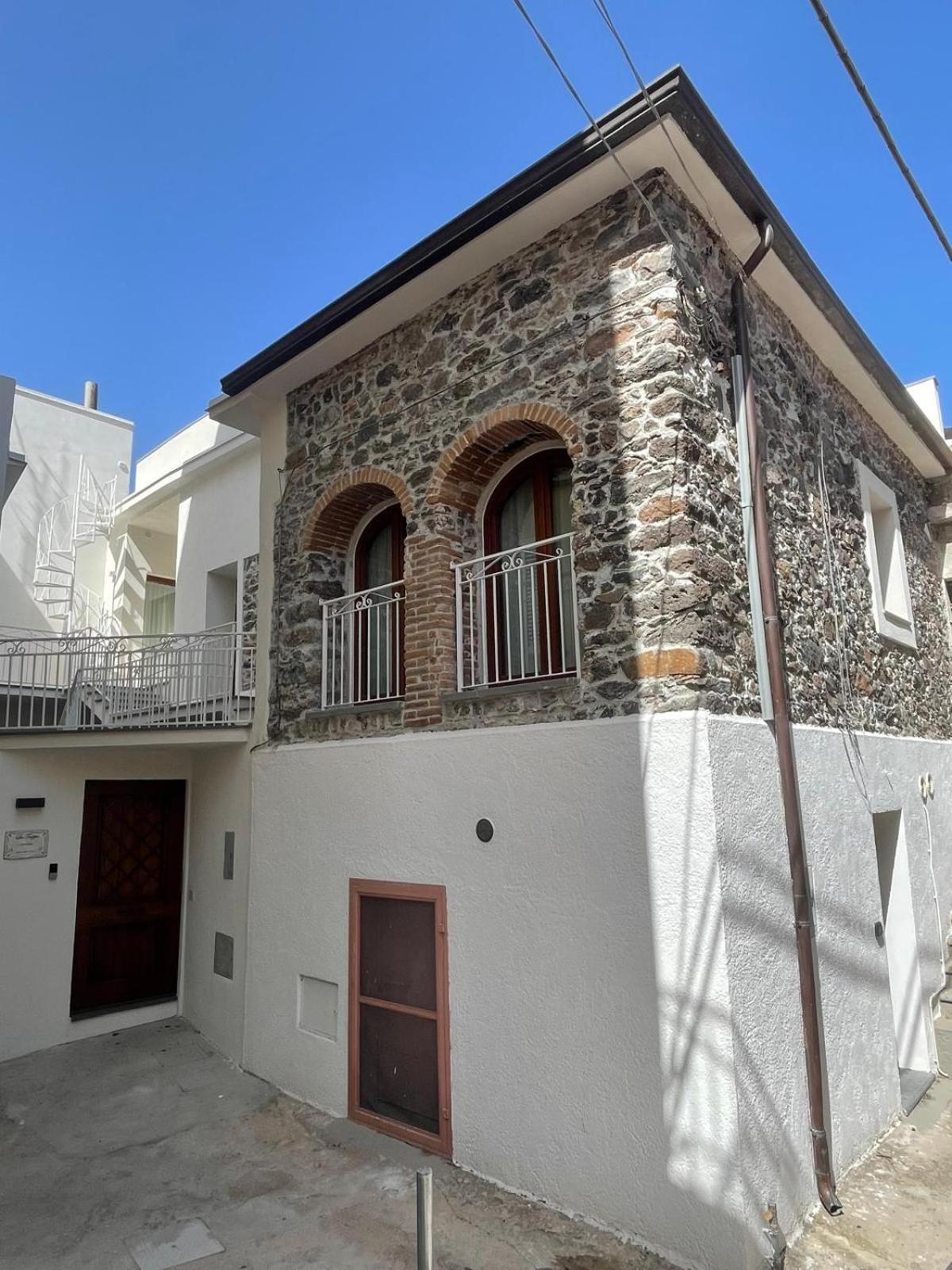 Sa Troppa De Sos Chentu Dorgali Exterior foto